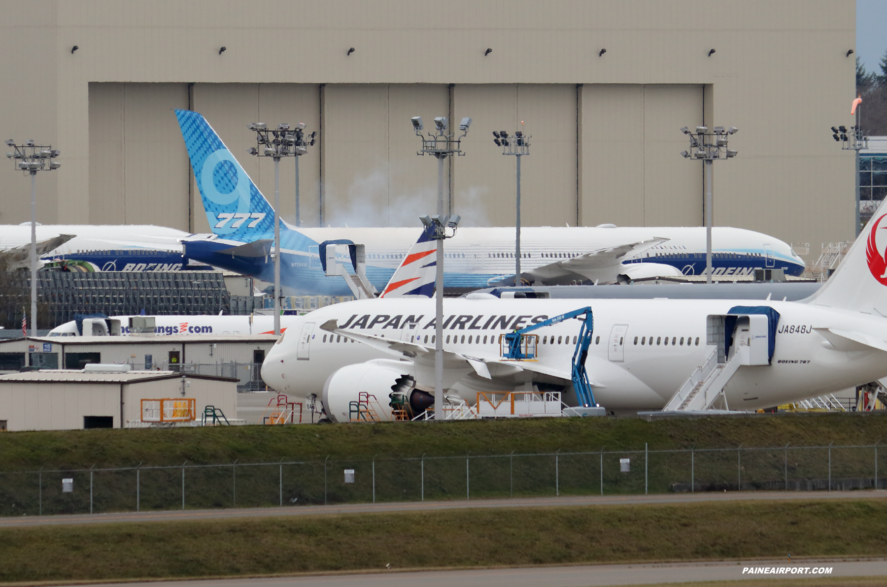 777-9 N779XW at Paine Field 