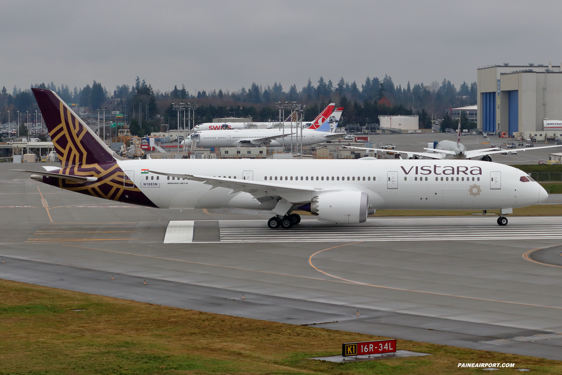 Vistara 787-9 line 893 at Paine Field