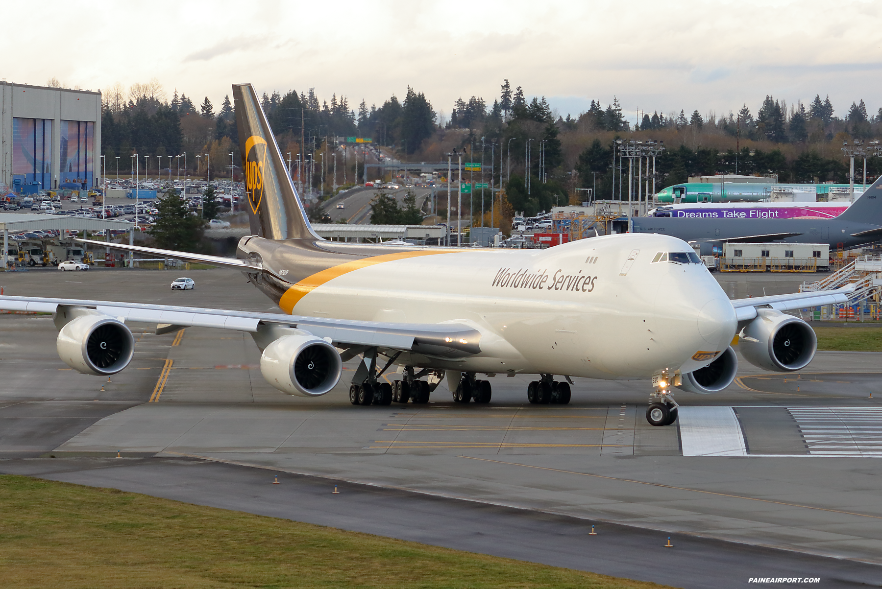 UPS 747-8F N620UP at Paine Field
