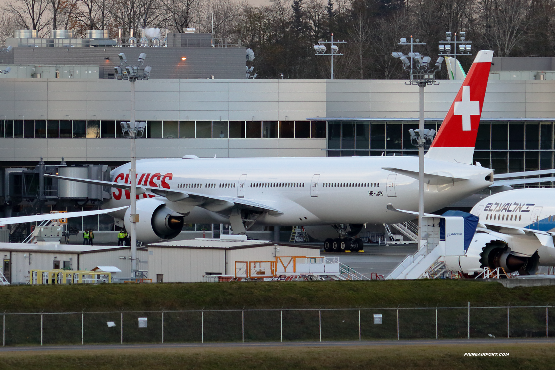 Swiss 777 HB-JNK at Paine Field 