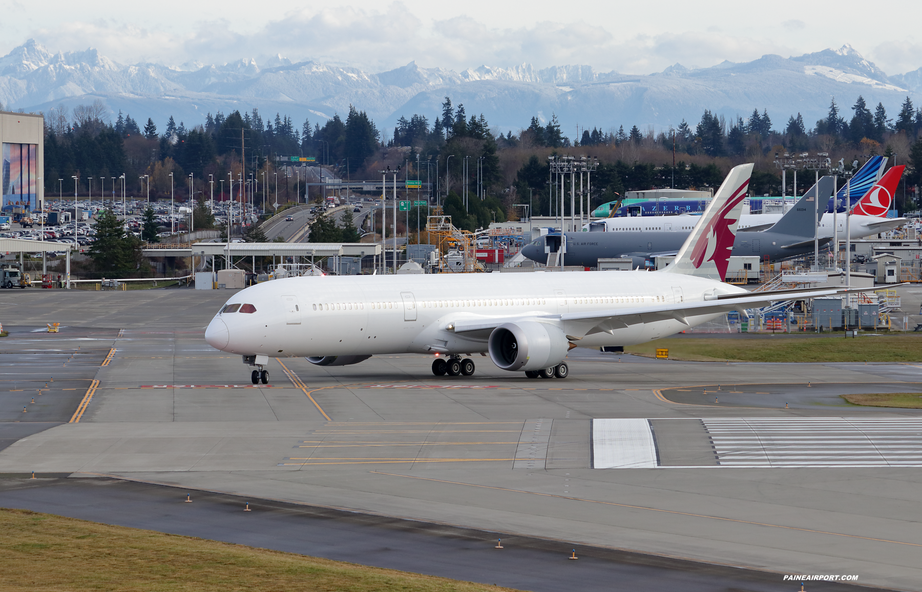 Qatar Airways 787-9 line 949 at Paine Field