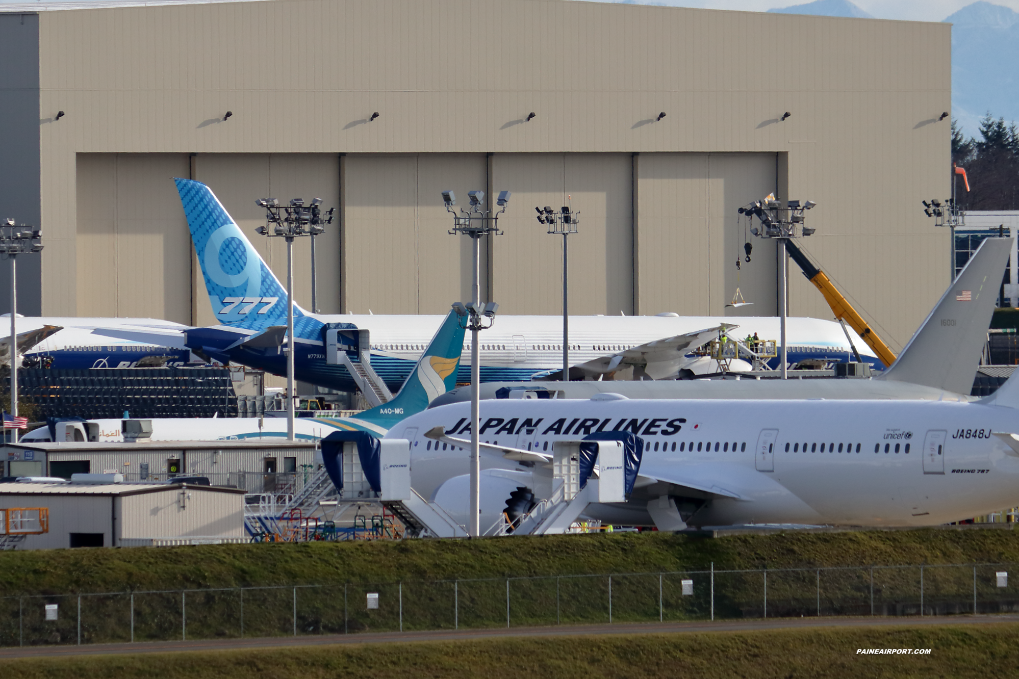 777-9 N779XW at Paine Field