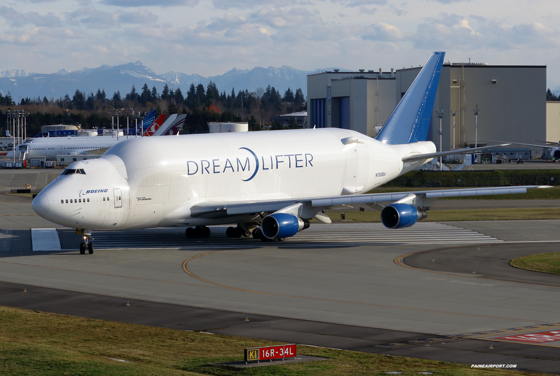 LCF N780BA at Paine Field