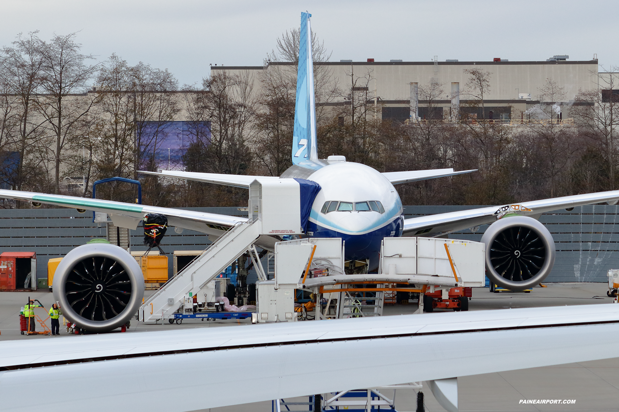 777-9 N779XX at Paine Field 