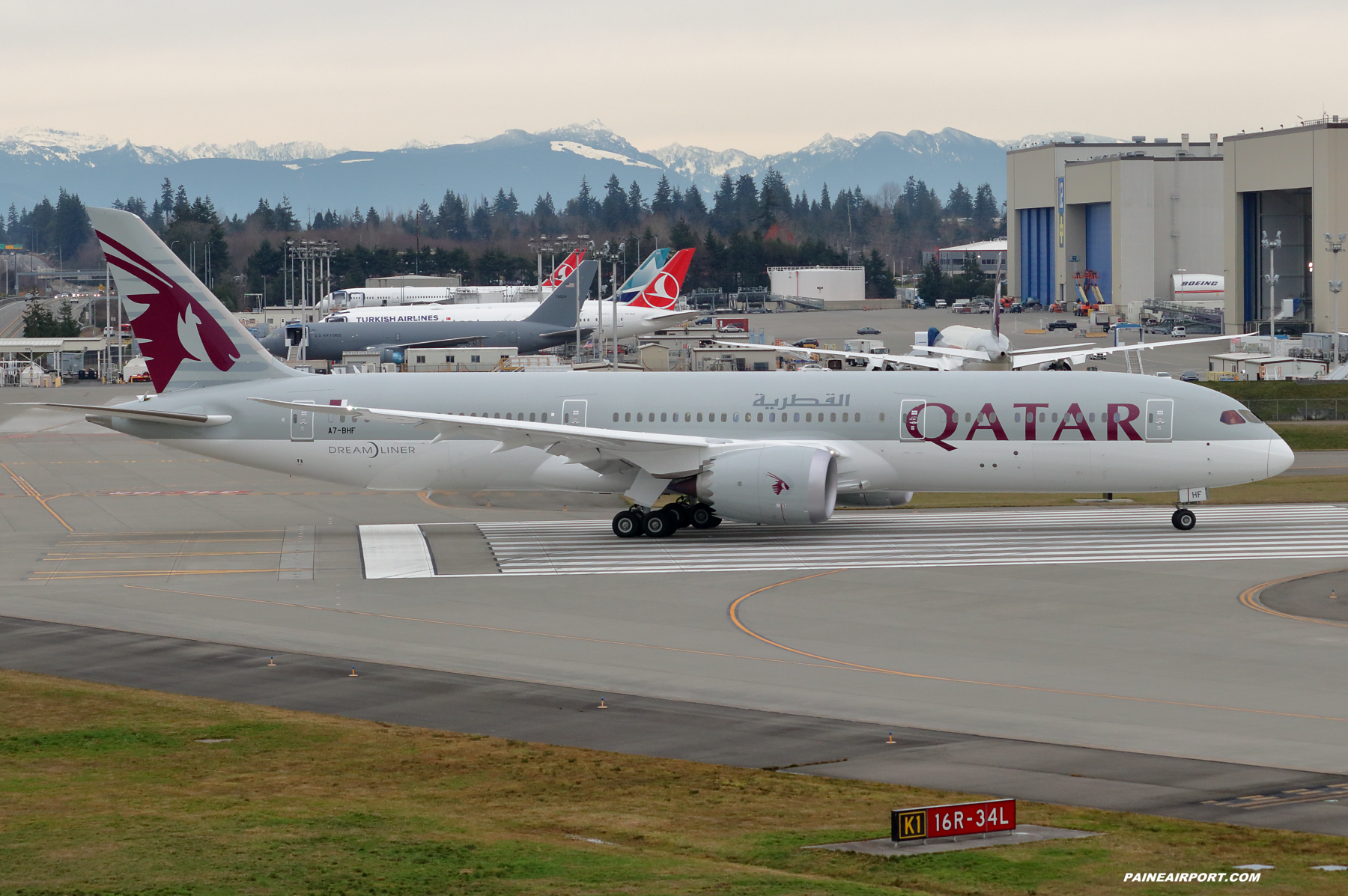 Qatar Airways 787-9 A7-BHF at Paine Field