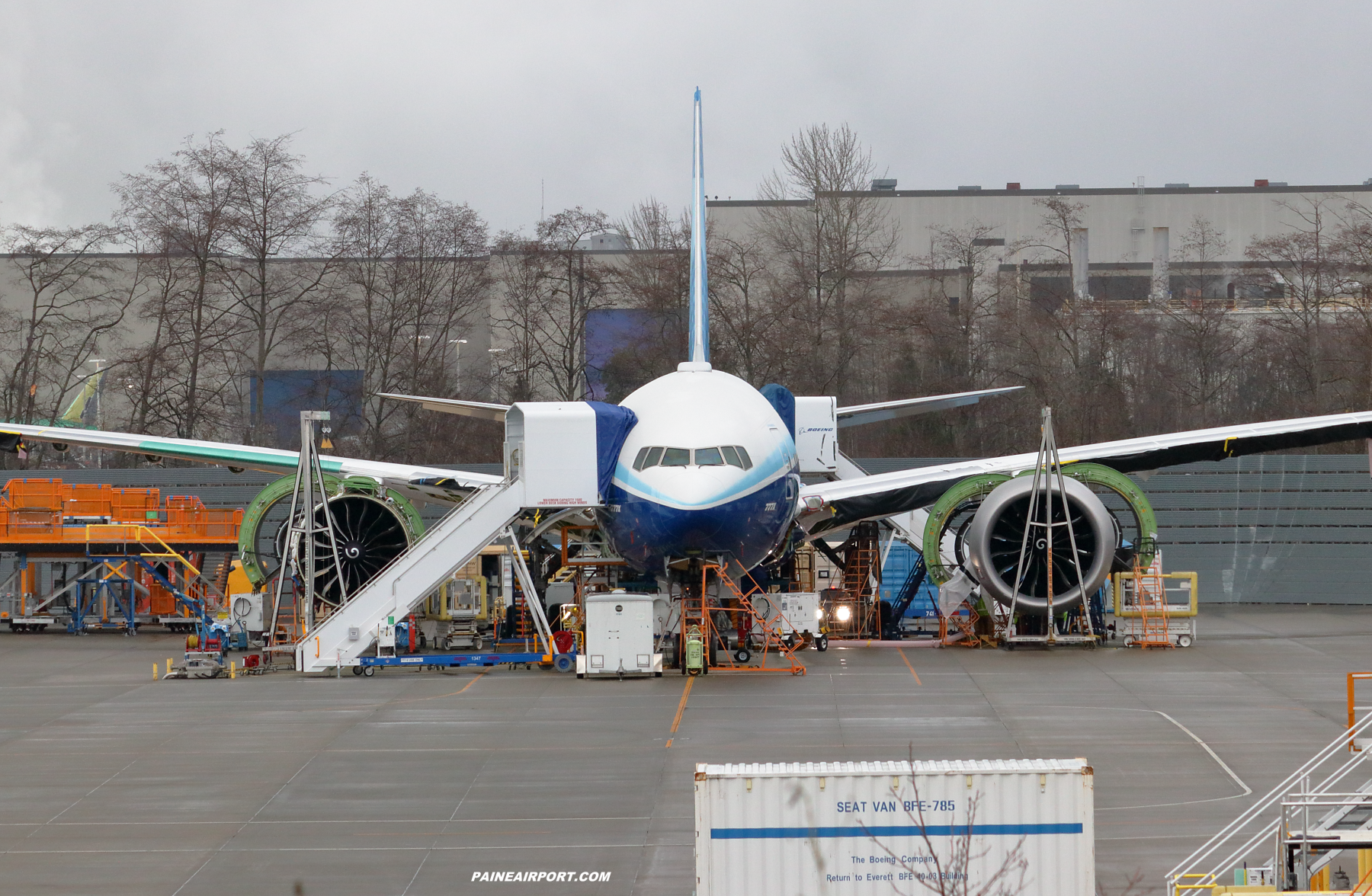 777-9 N779XX at Paine Field