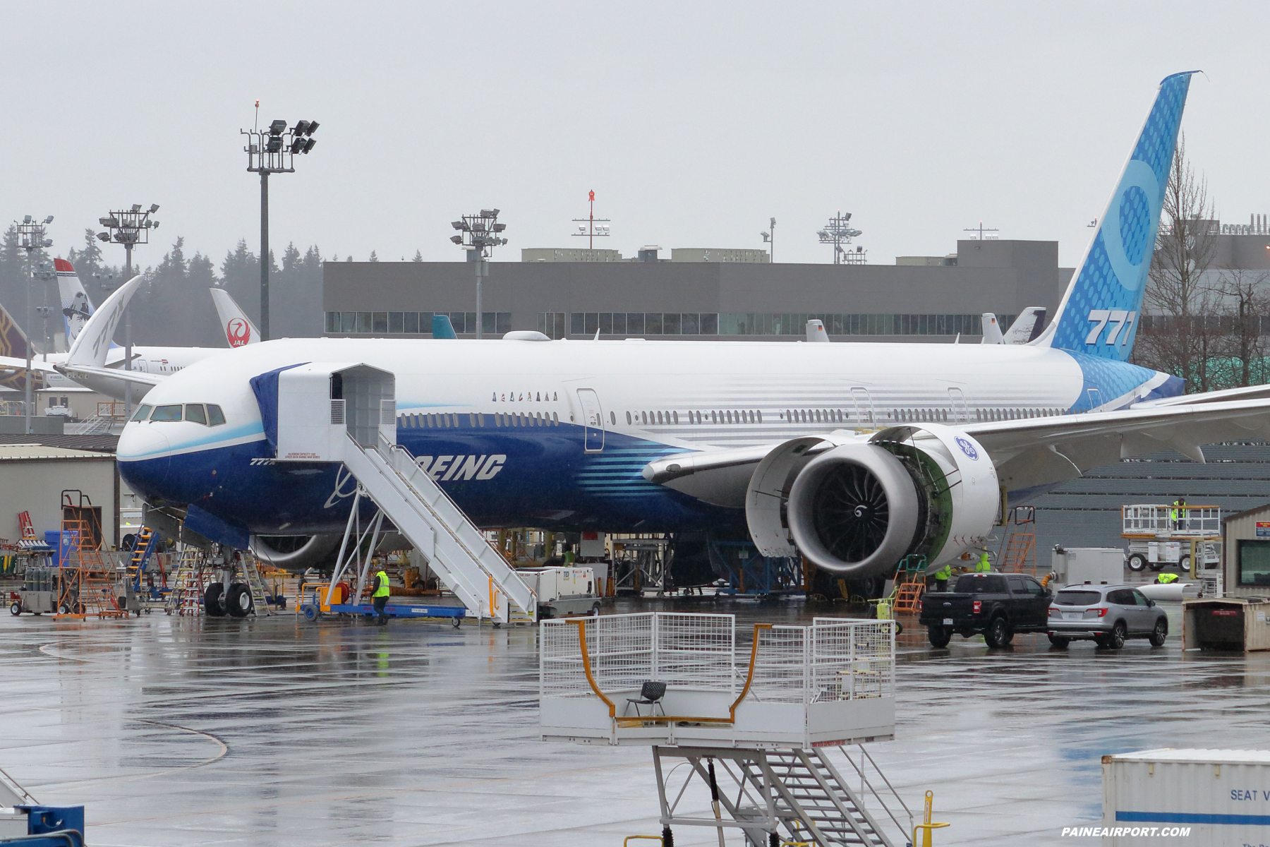 777-9 N779XW at Paine Field