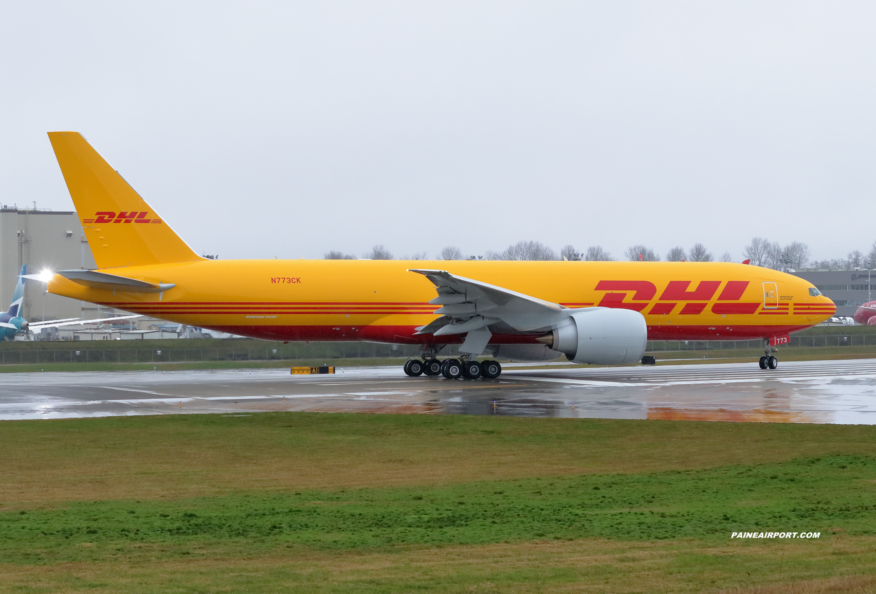 Kalitta Air 777F N773CK at Paine Field