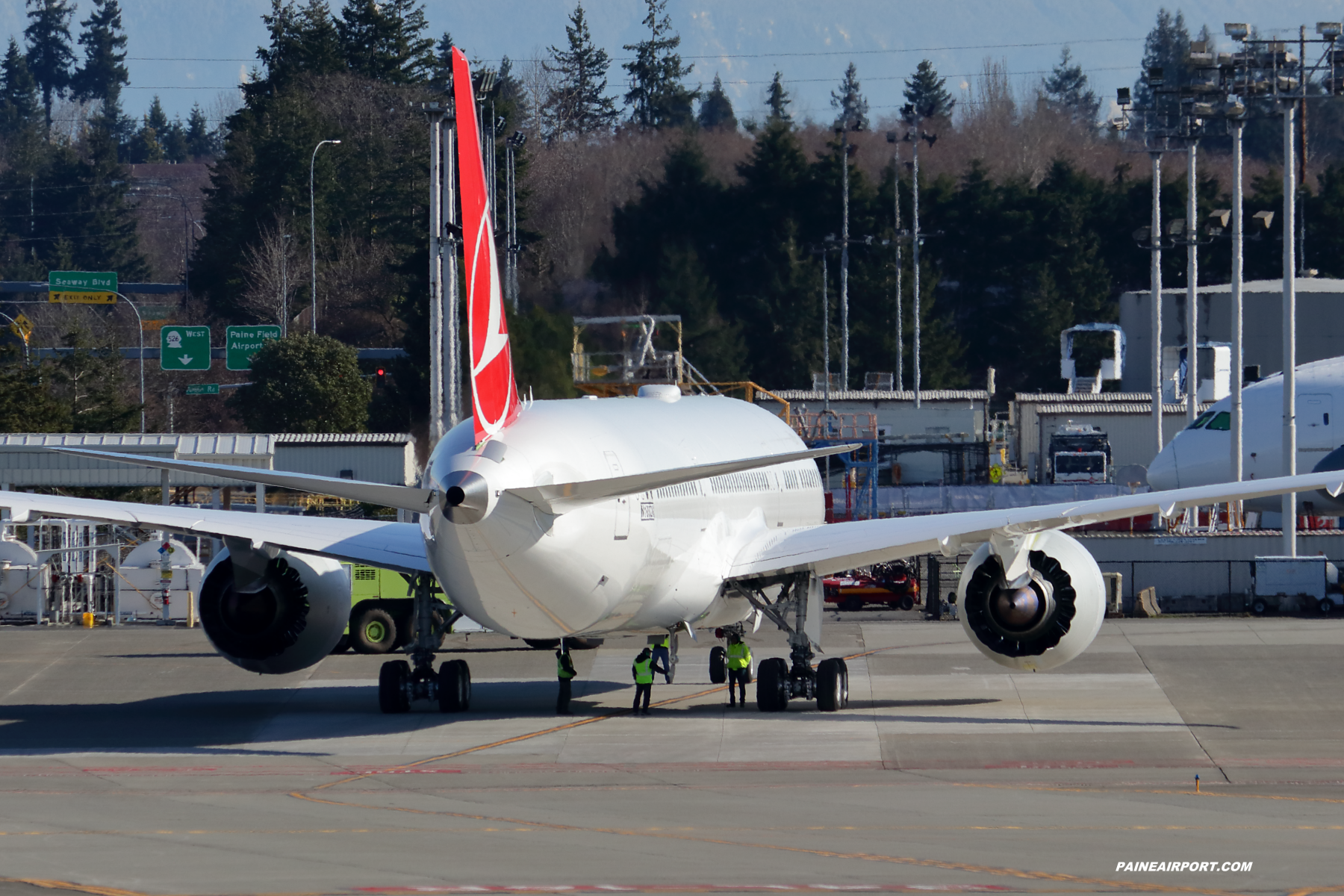 Turkish Airlines 787-9 at Paine Field