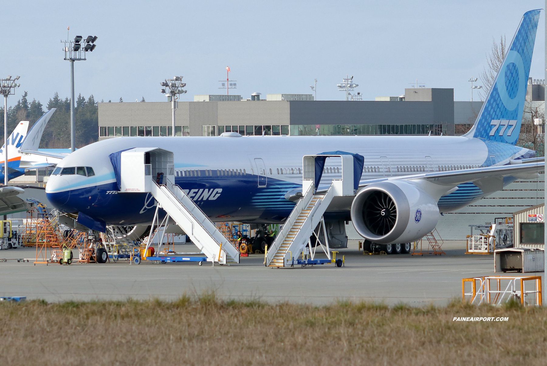 777-9 N779XX at Paine Field 