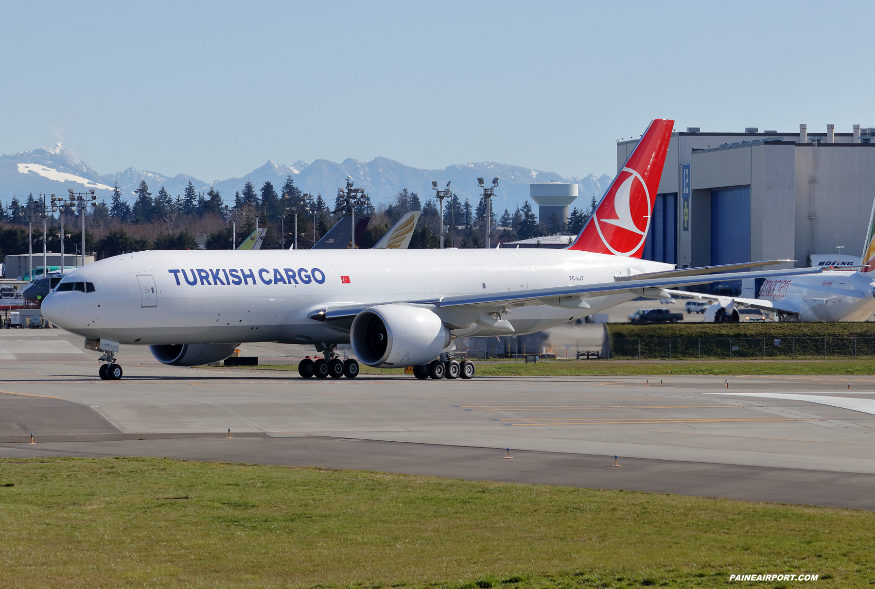Turkish Cargo 777F TC-LJT at Paine Field