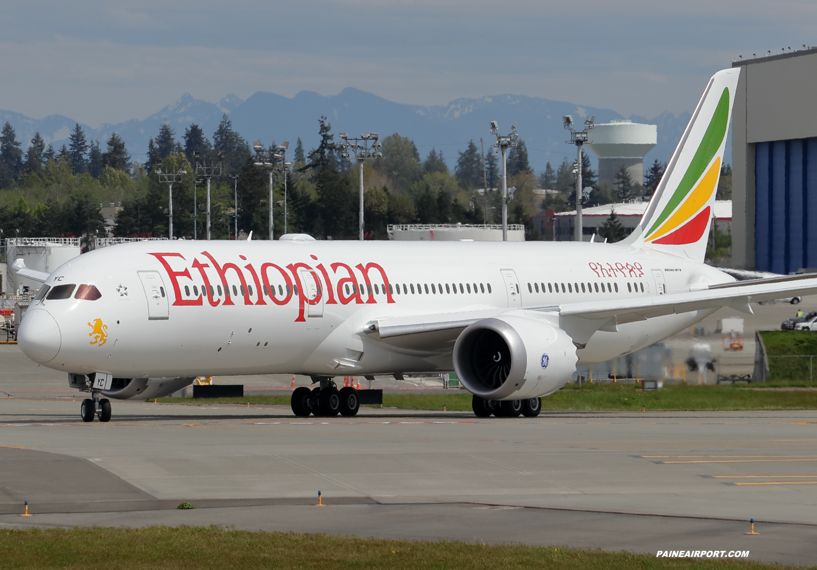 Ethiopian Airlines 787-9 ET-AYC