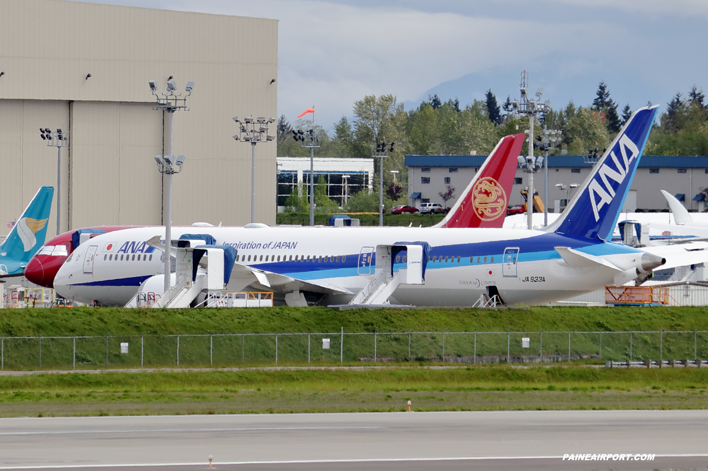 ANA 787-9 JA933A at Paine Field