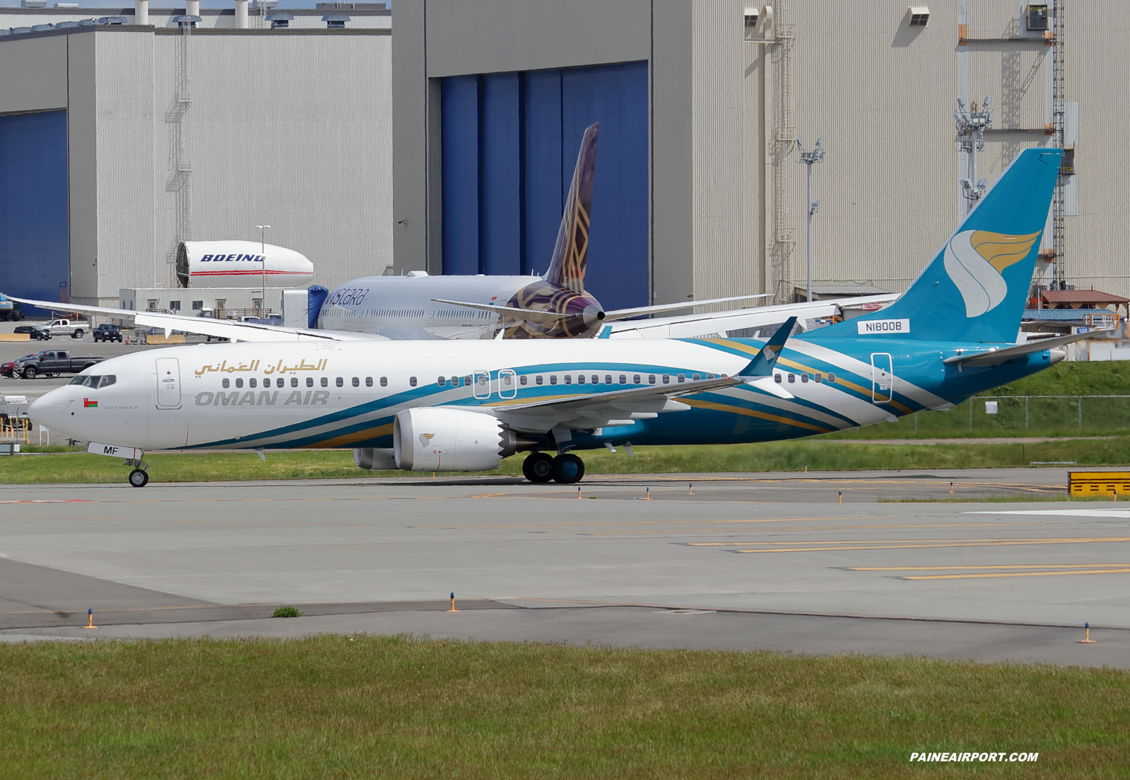 Oman Air 737 A4O-MF at Paine Field