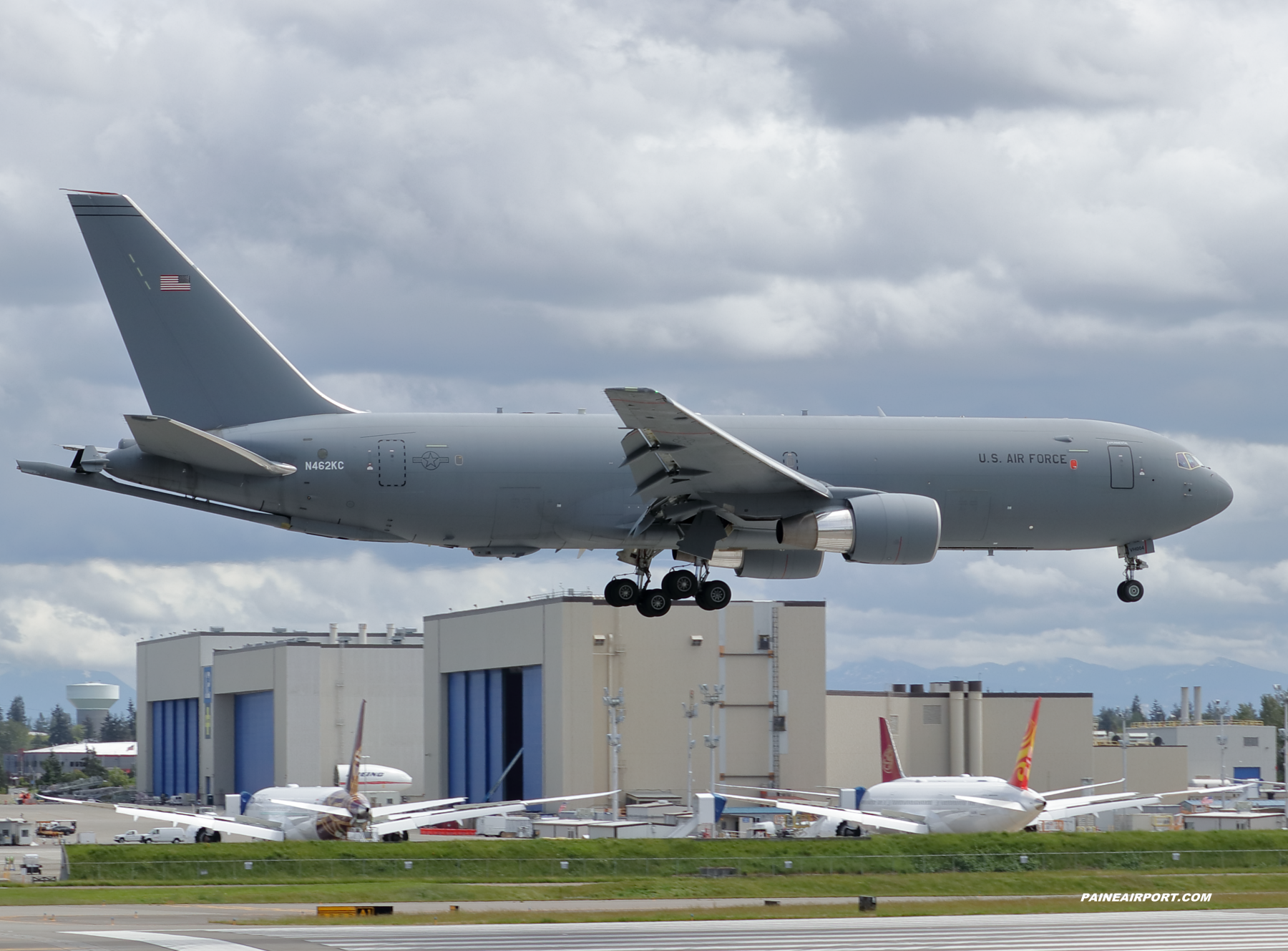 KC-46A N462KC at Paine Field
