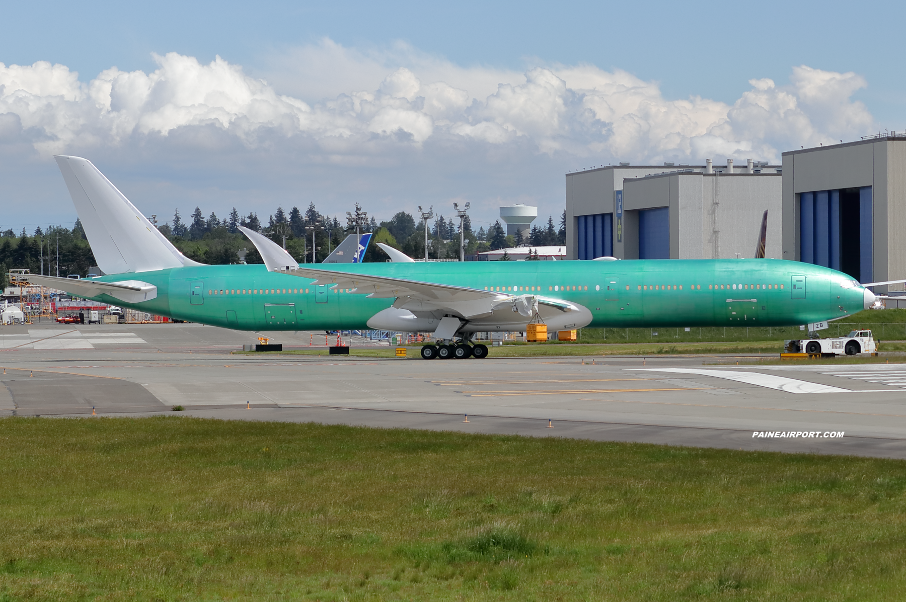 Emirates 777-9 A6-EZB at Paine Field