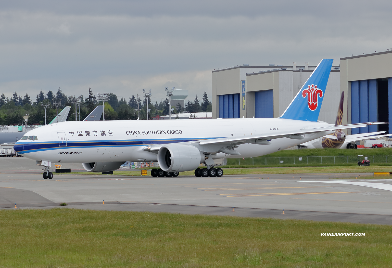 China Southern Cargo 777F B-20EM at Paine Field