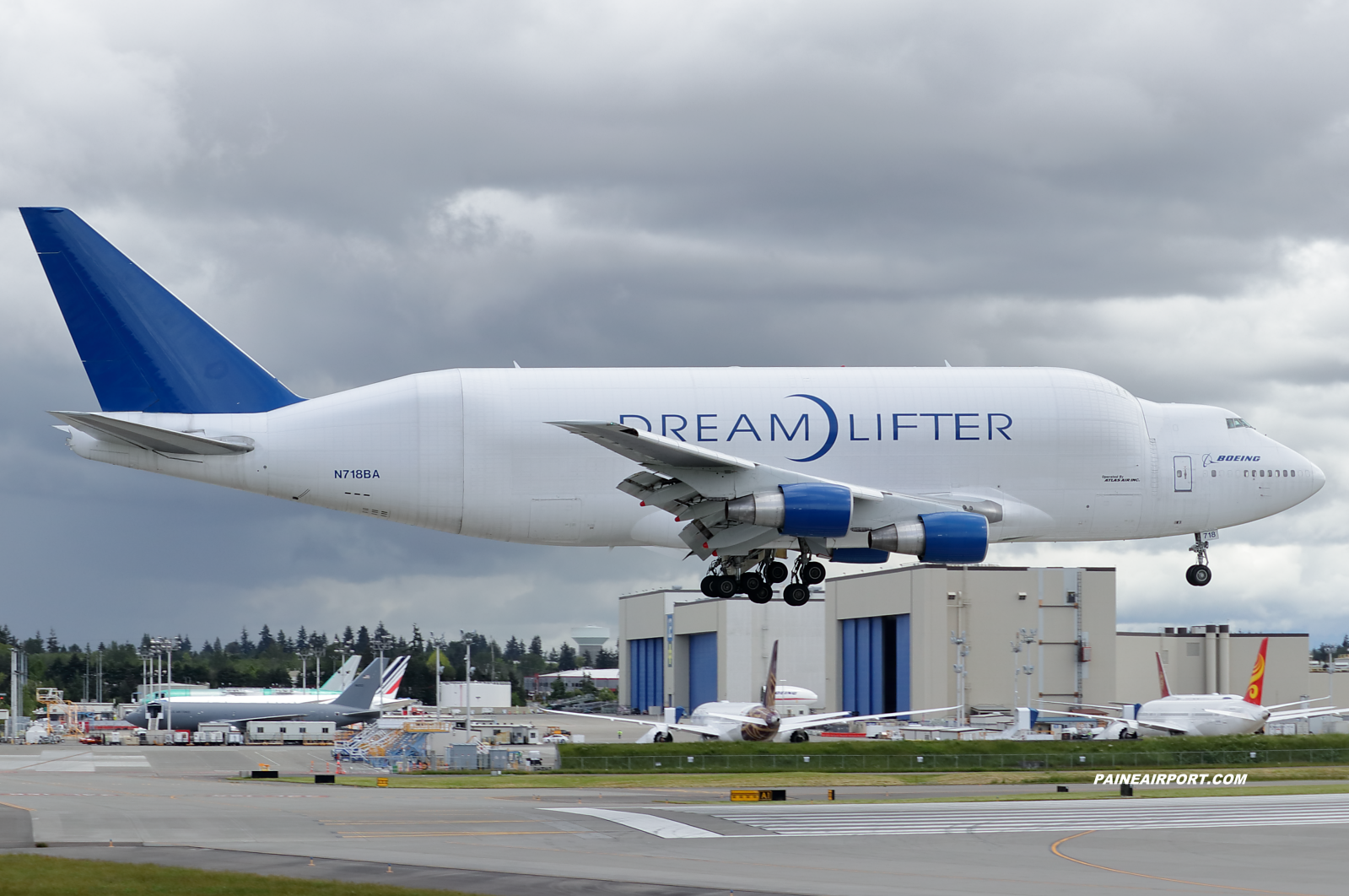 LCF N718BA at Paine Field