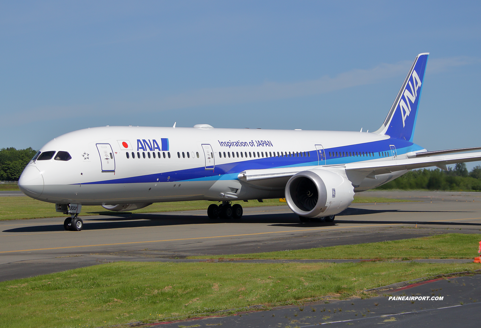 ANA 787-9 JA933A at Paine Field