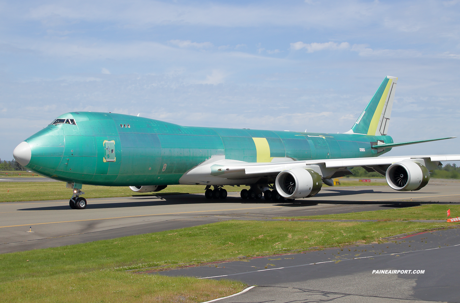 UPS 747-8F N621UP at Paine Field