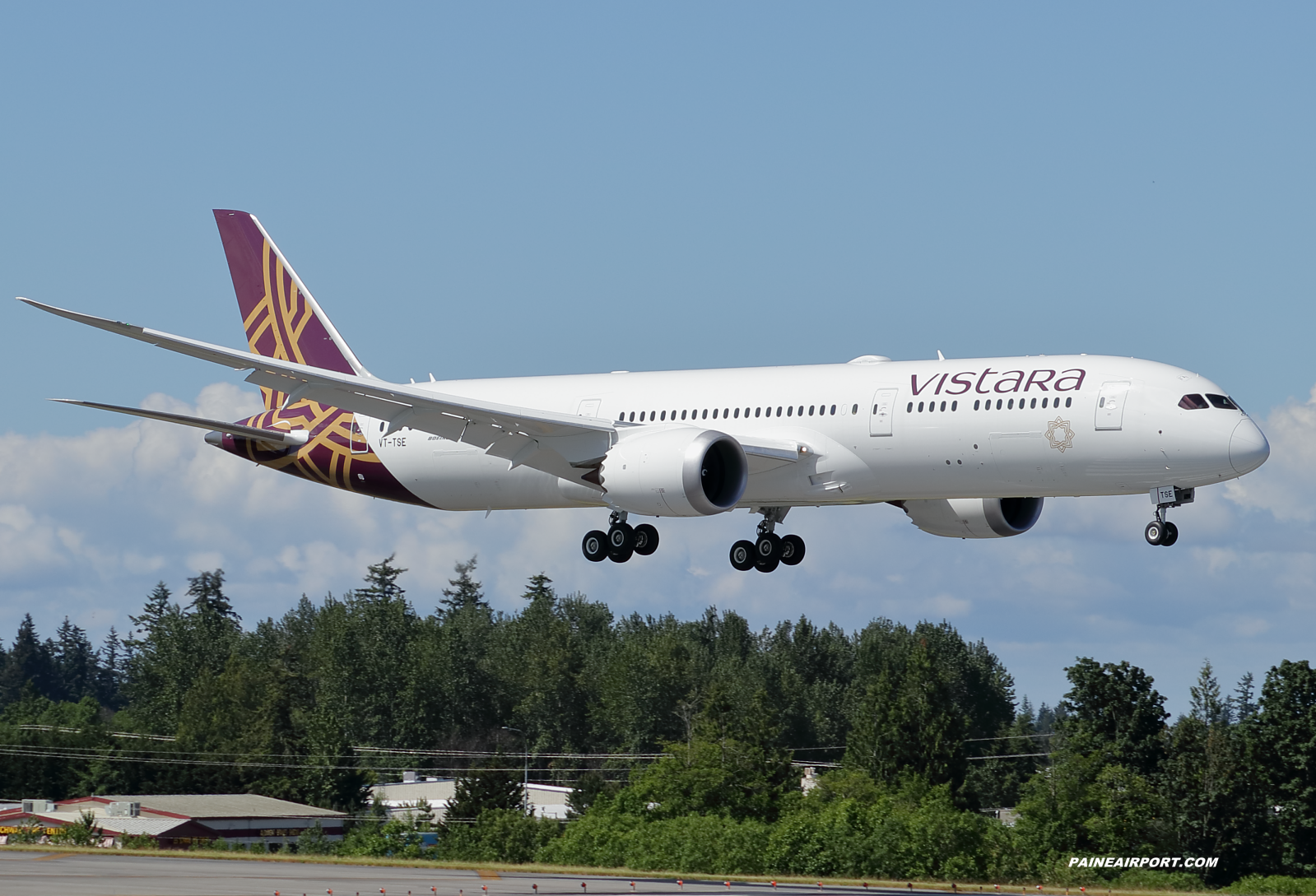 Vistara 787-9 VT-TSE at KPAE Paine Field