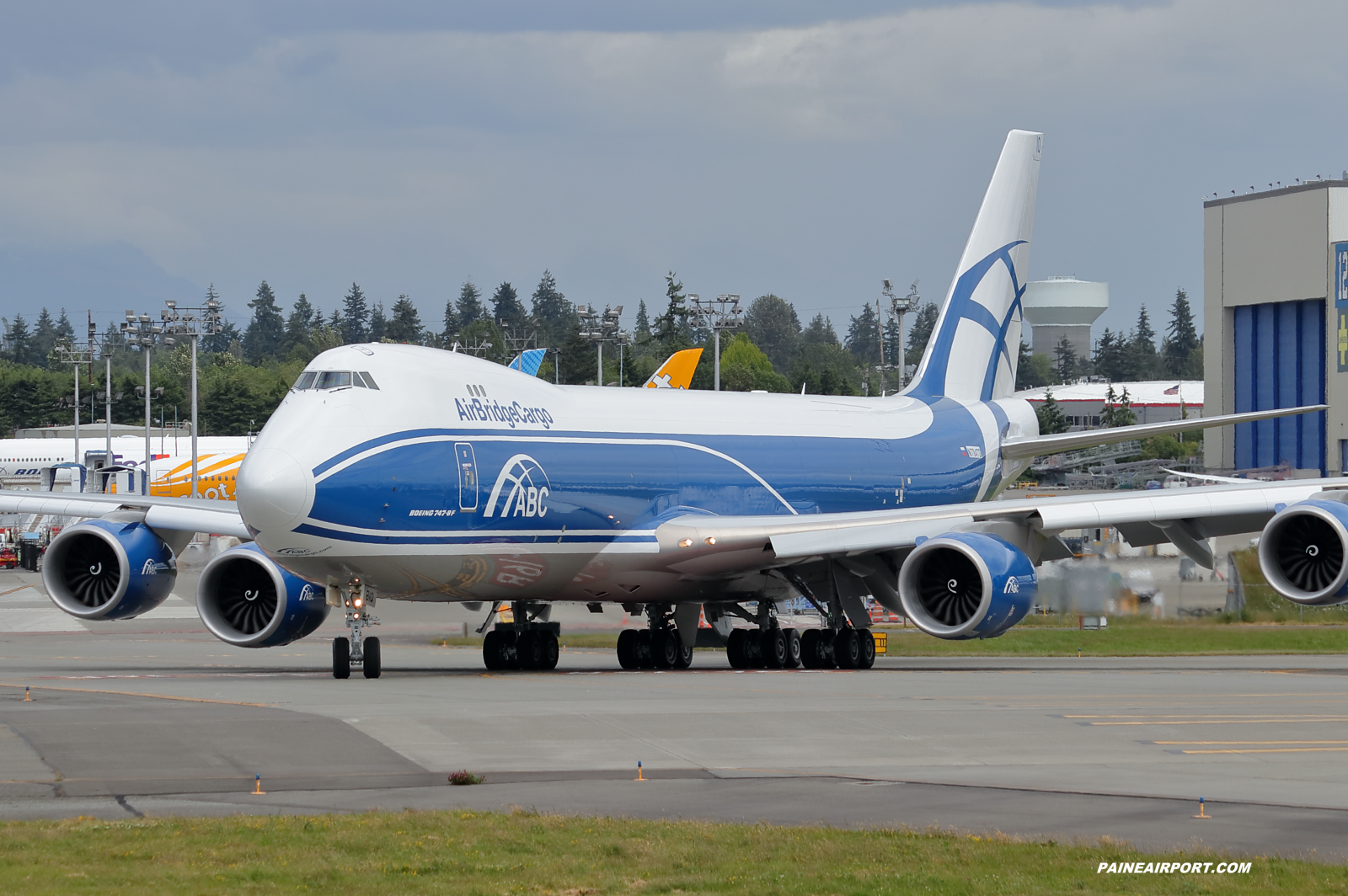 AirBridgeCargo 747-8F VQ-BIO at KPAE Paine Field