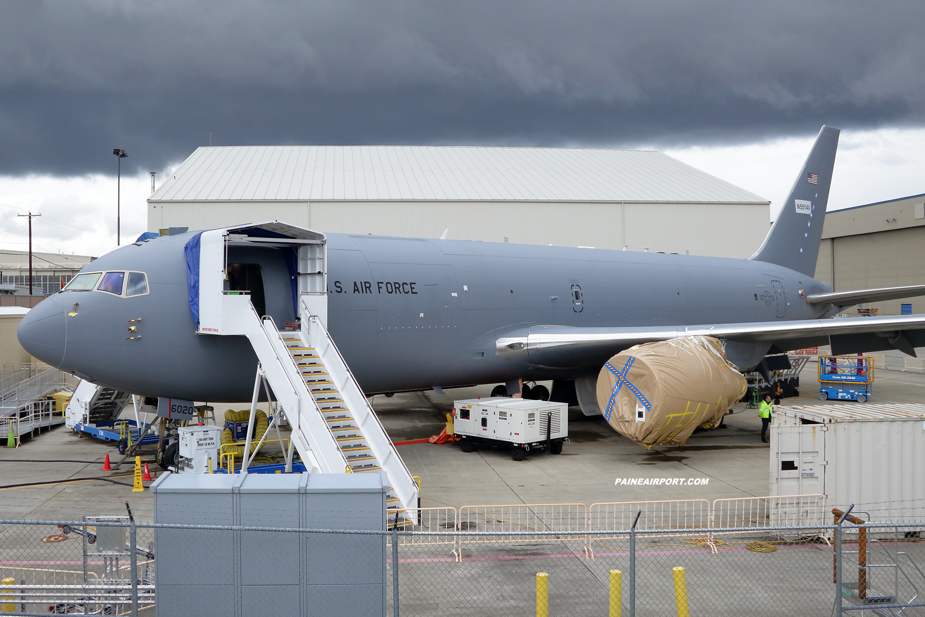 KC-46A 16-46020 at KPAE Paine Field