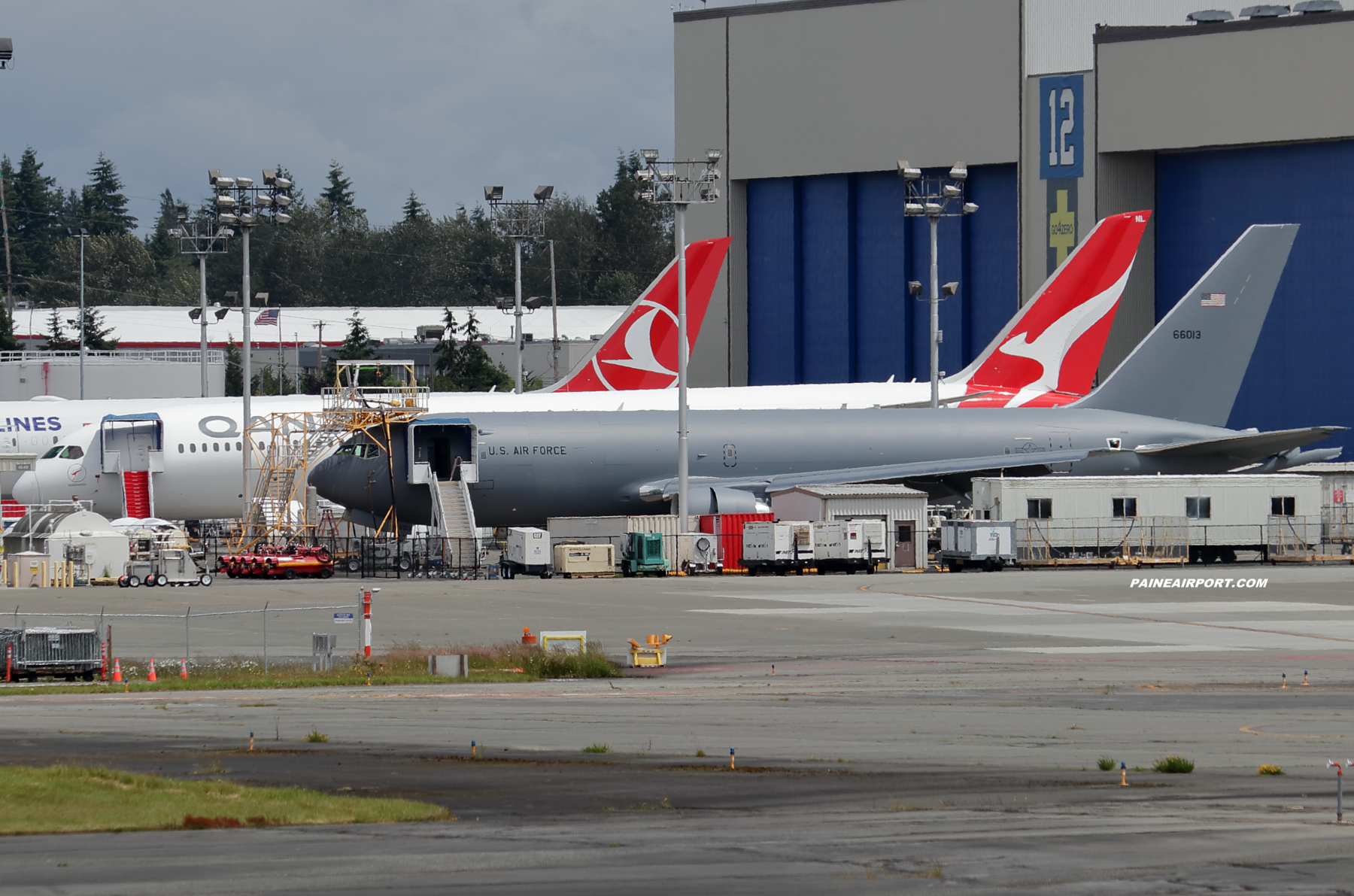 Qantas 787-9 VH-ZNL at KPAE Paine Field