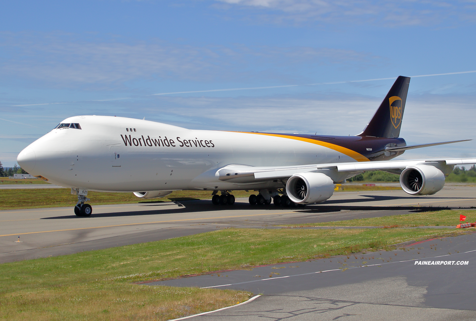 UPS 747-8F N621UP at KPAE Paine Field