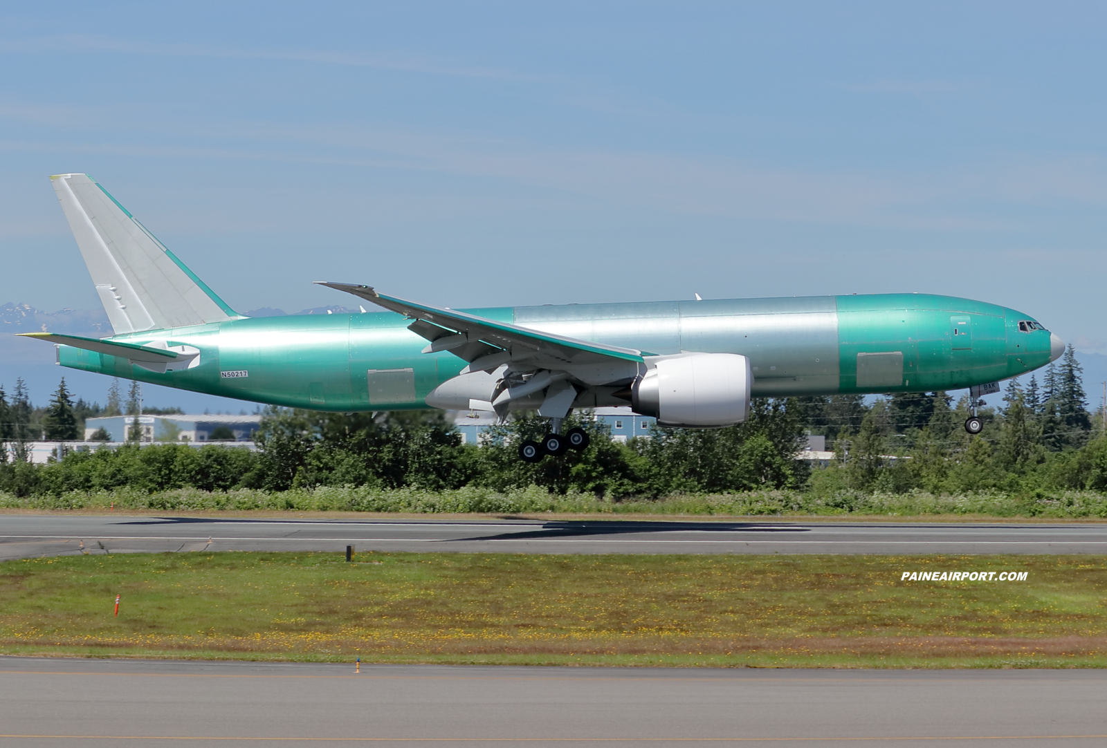 777F N50217 at KPAE Paine Field