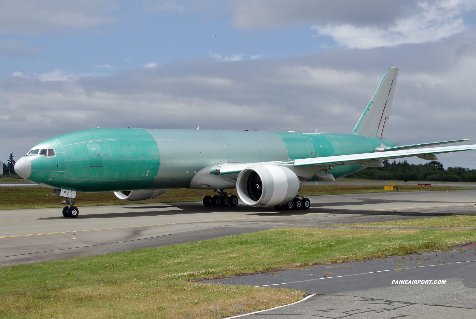 Qatar Cargo 777F A7-BFV at KPAE Paine Field