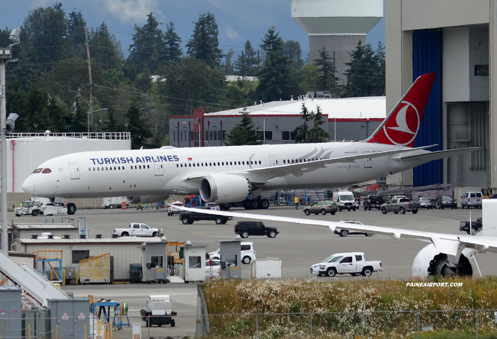 Turkish Airlines 787-9 TC-LLN at KPAE Paine Field