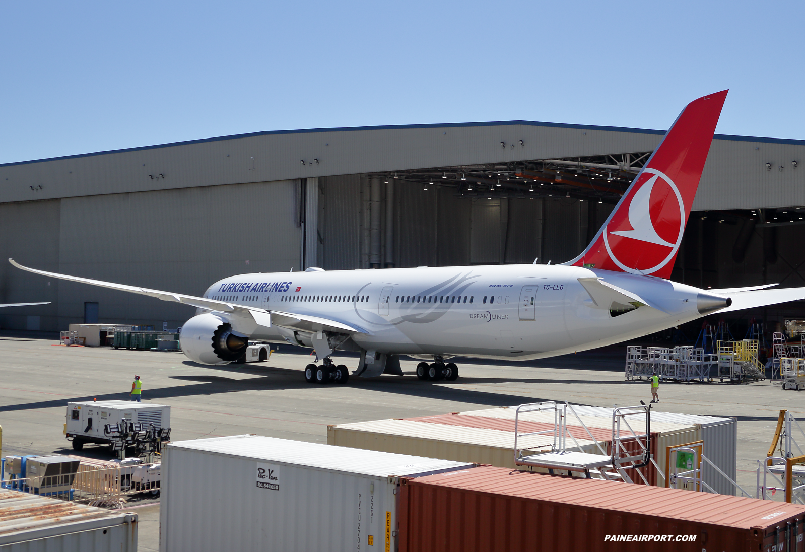 Turkish Airlines 787-9 TC-LLO at KPAE Paine Field