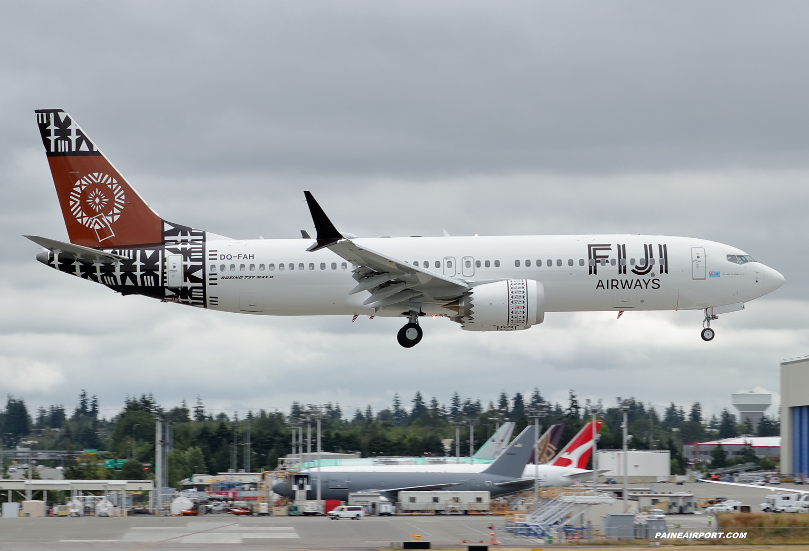 Fiji Airways 737 DQ-FAH at KPAE Paine Field