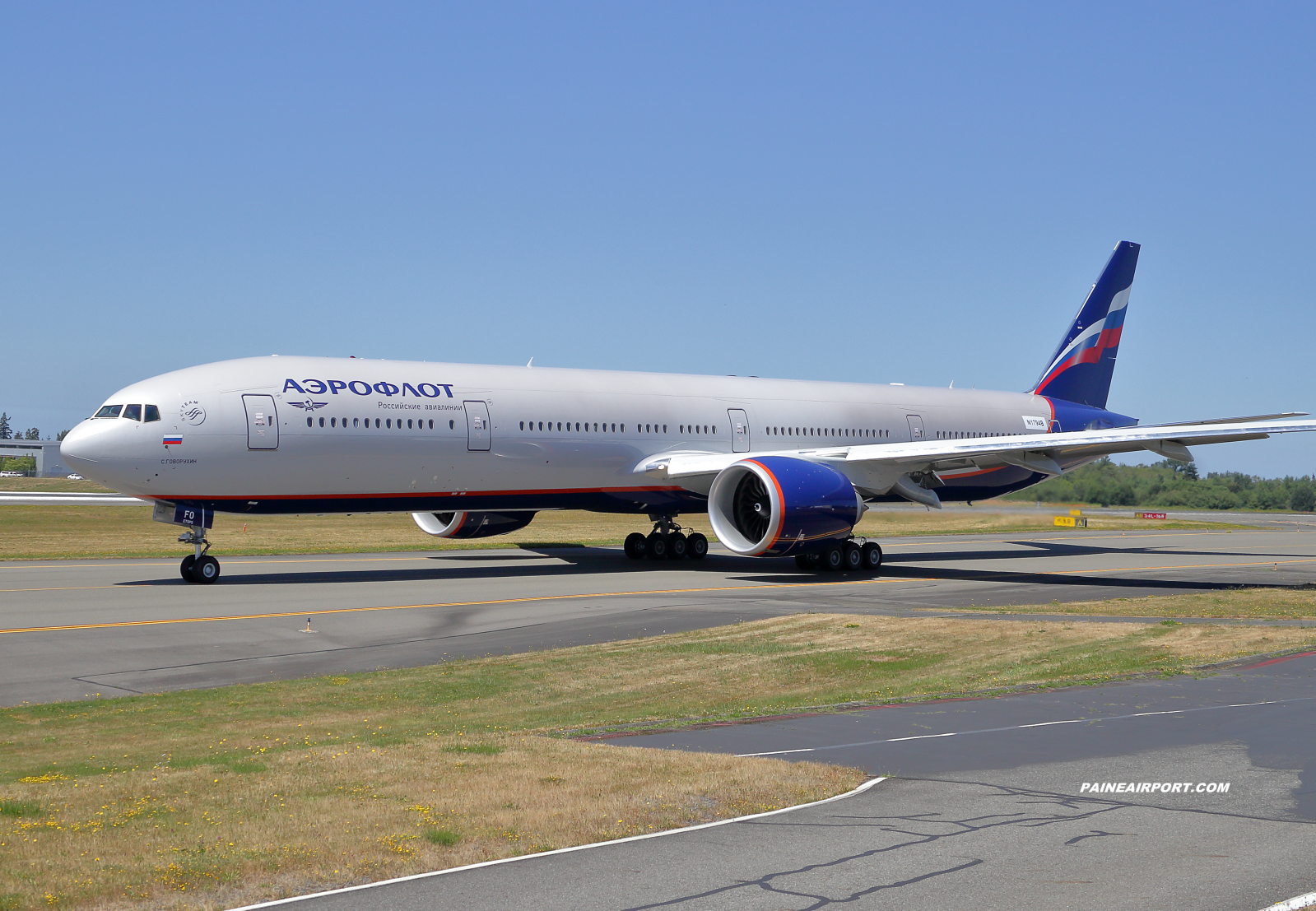 Aeroflot 777 VQ-BFO at KPAE Paine Field