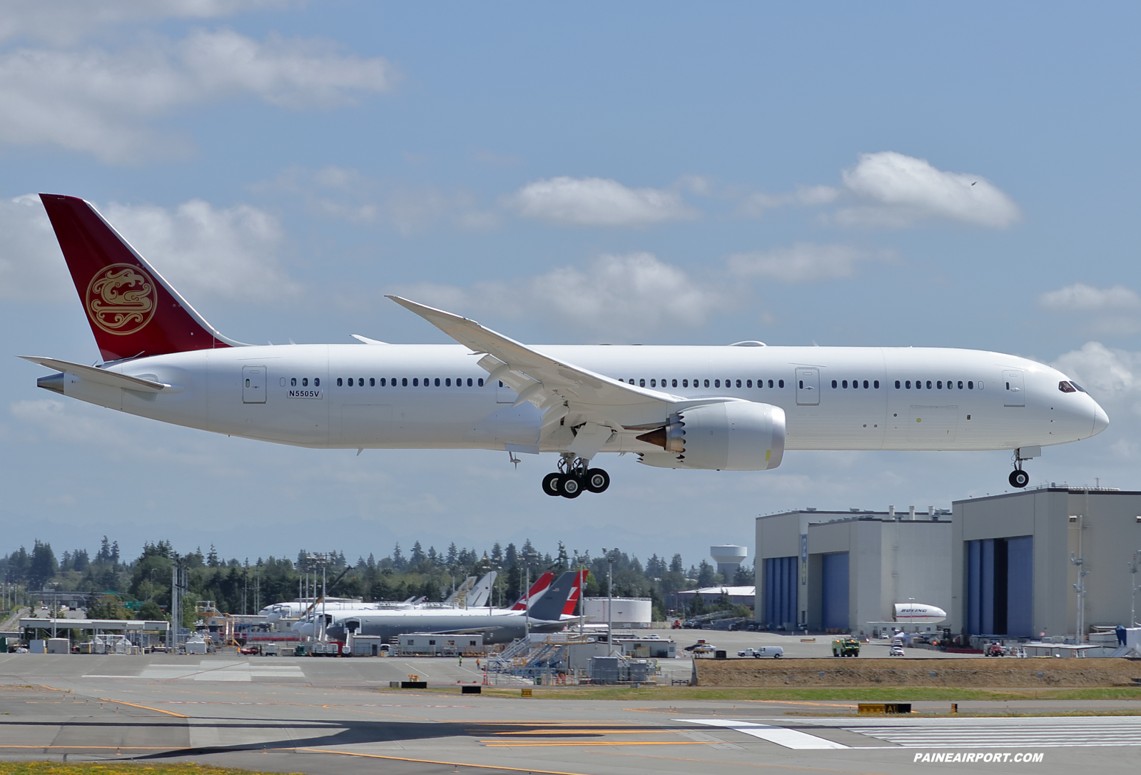 Juneyao Airlines 787-9 at KPAE Paine Field