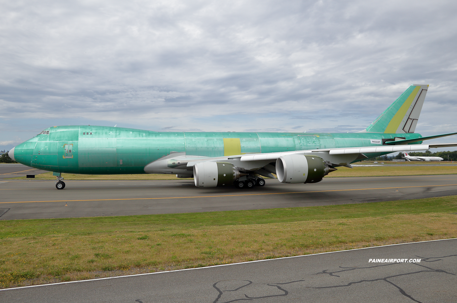 UPS 747-8F N622UP at KPAE Paine Field 