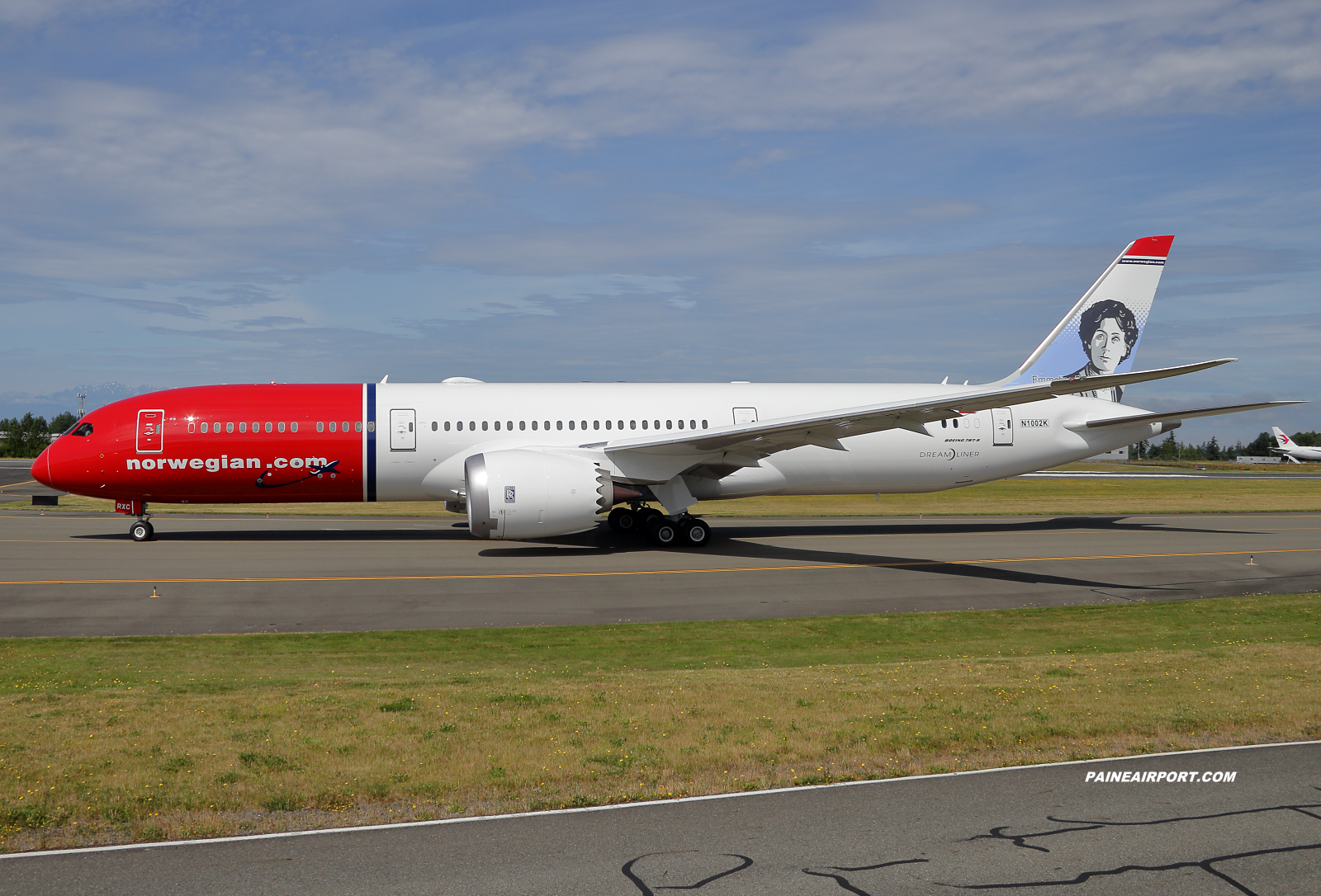 Norwegian 787-9 SE-RXC at KPAE Paine Field