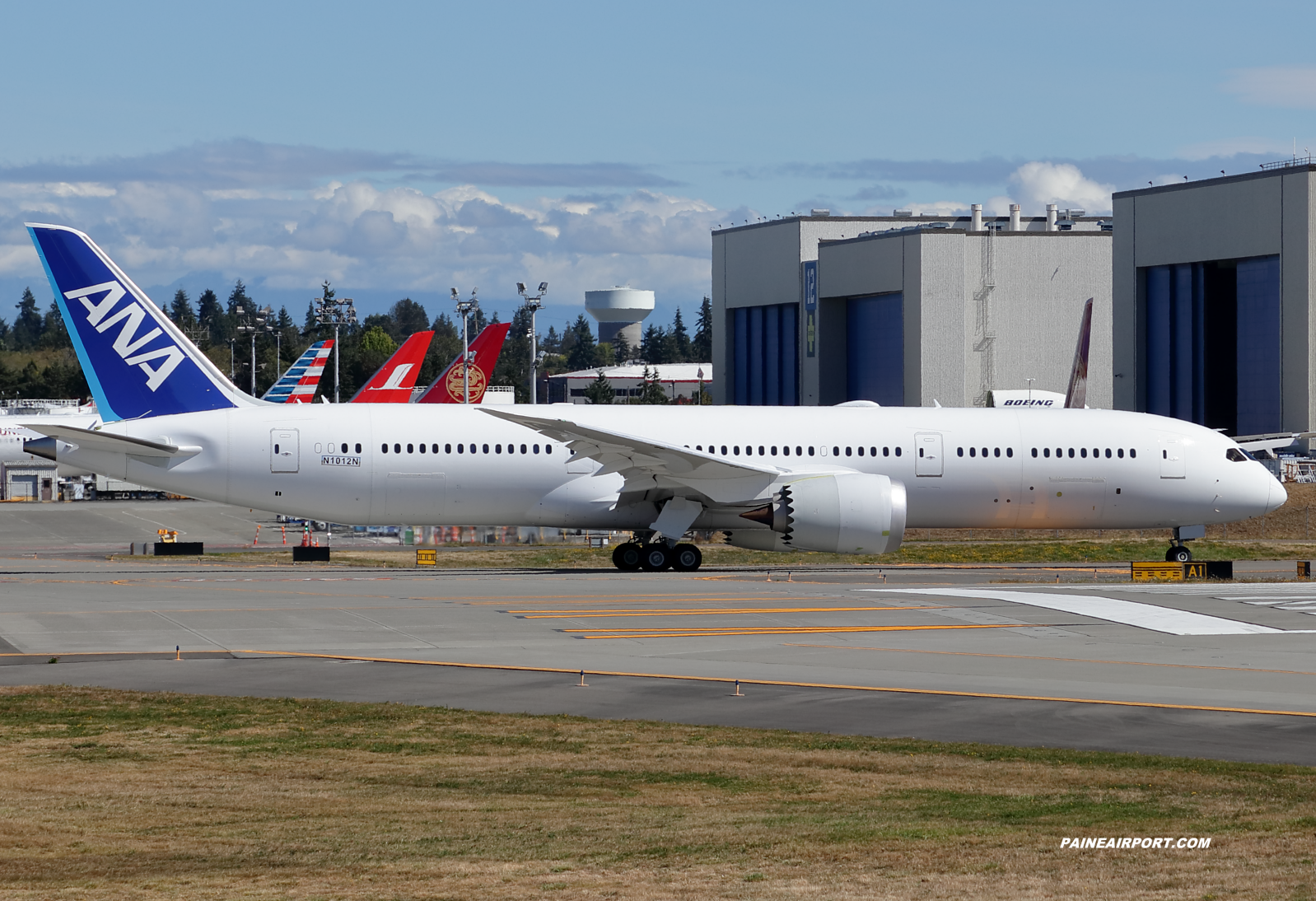 ANA 787-9 at KPAE Paine Field