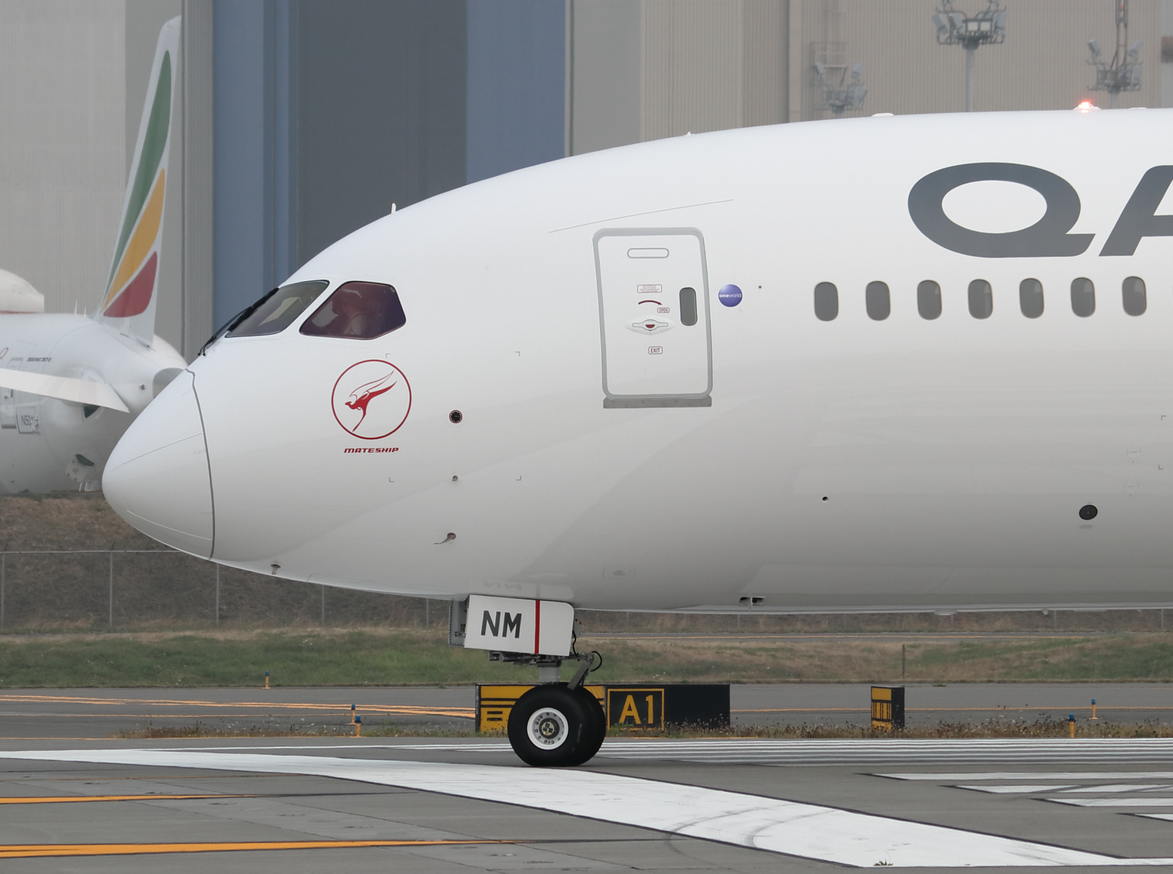 Qantas 787-9 VH-ZNM at KPAE Paine Field