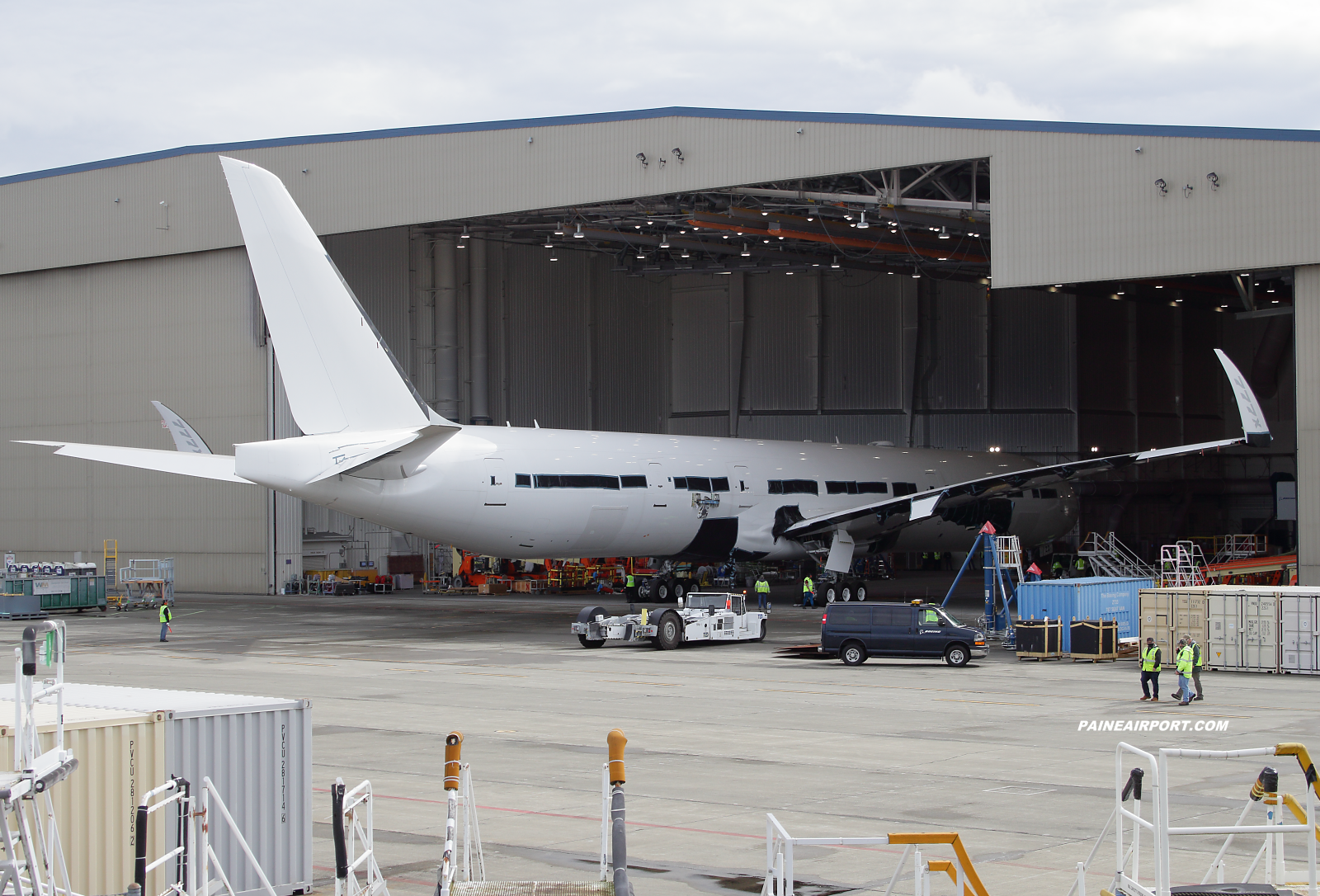 777-9 WH006 at KPAE Paine Field