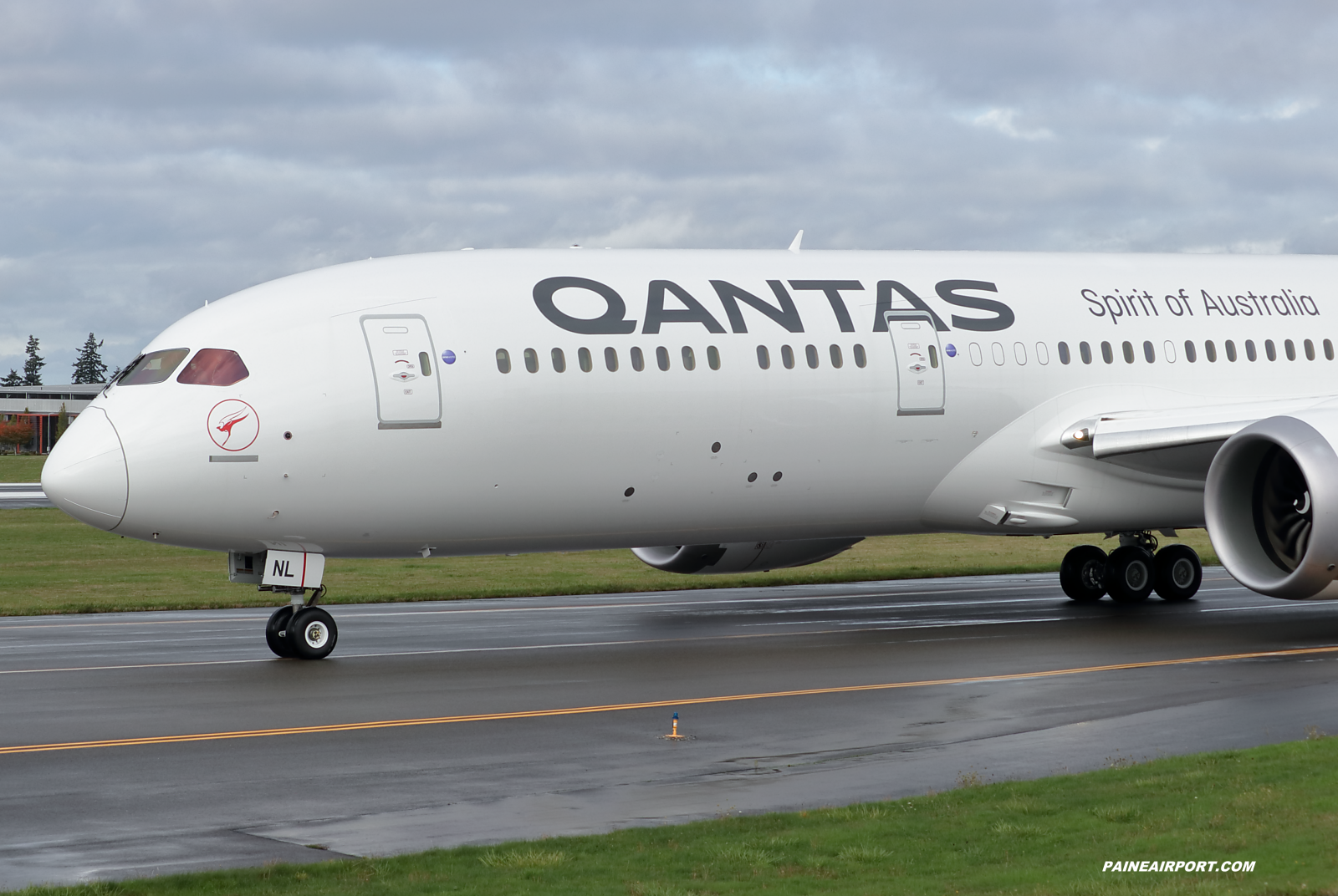 Qantas 787-9 VH-ZNL at KPAE Paine Field