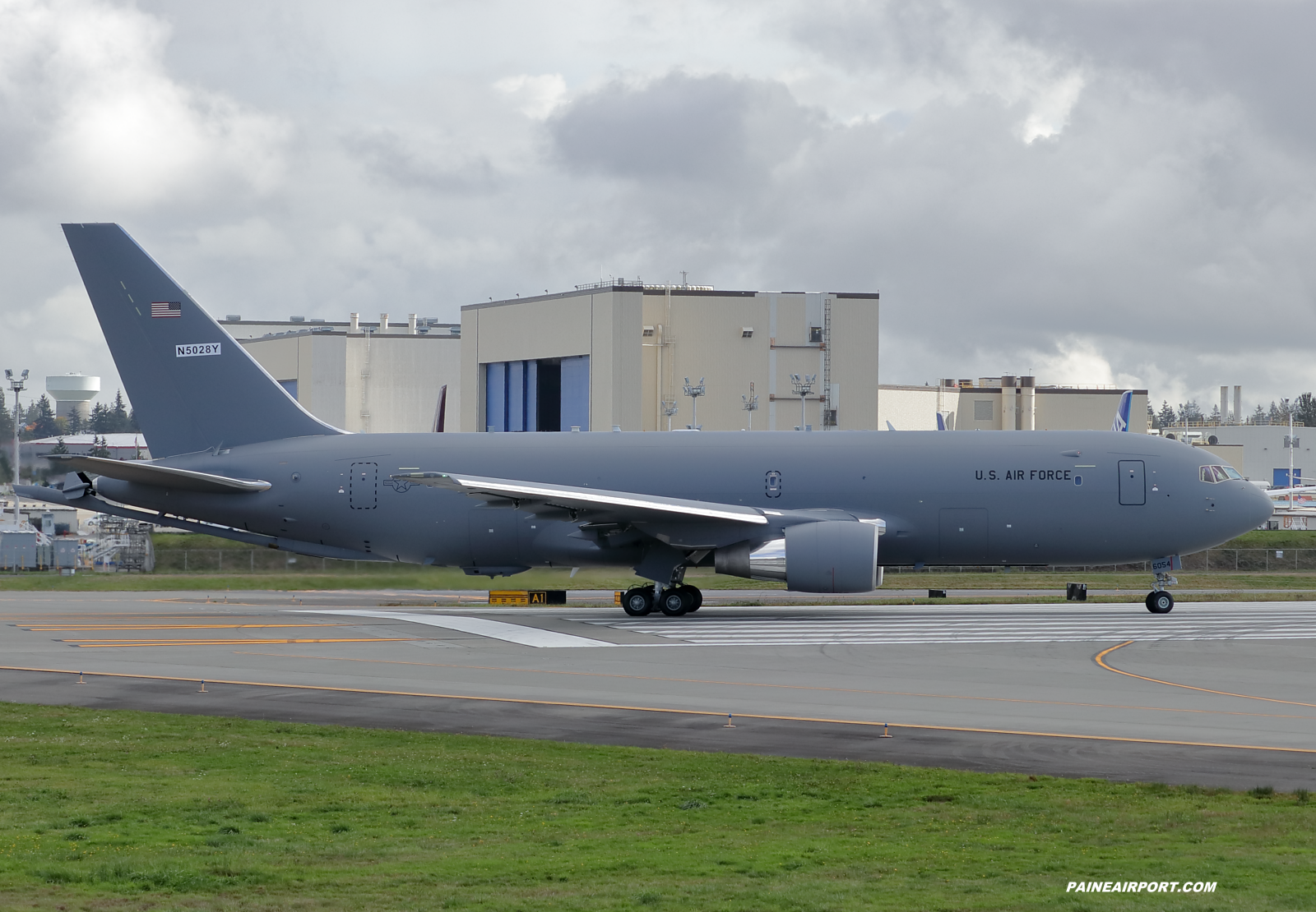 KC-46A 18-46054 at KPAE Paine Field