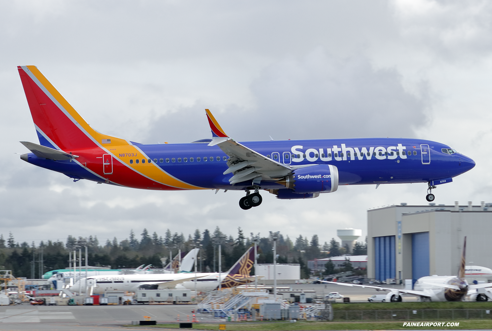 Southwest Airlines 737 N8703J at KPAE Paine Field