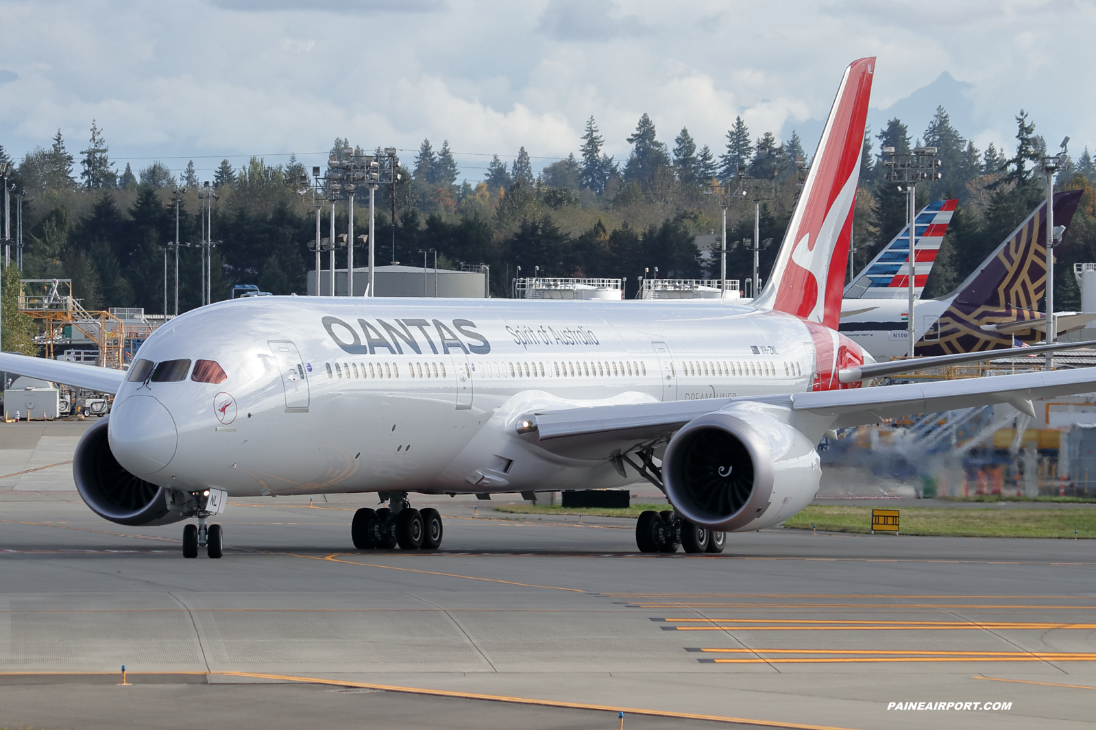 Qantas 787-9 VH-ZNL at KPAE Paine Field