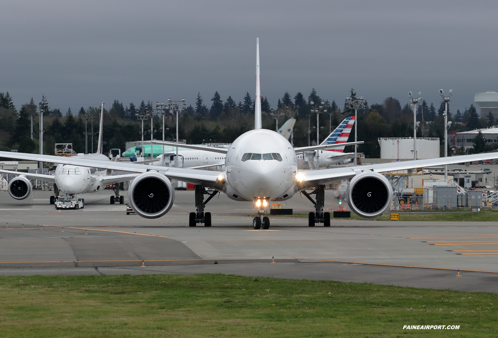 China Cargo 777F B-220E at KPAE Paine Field