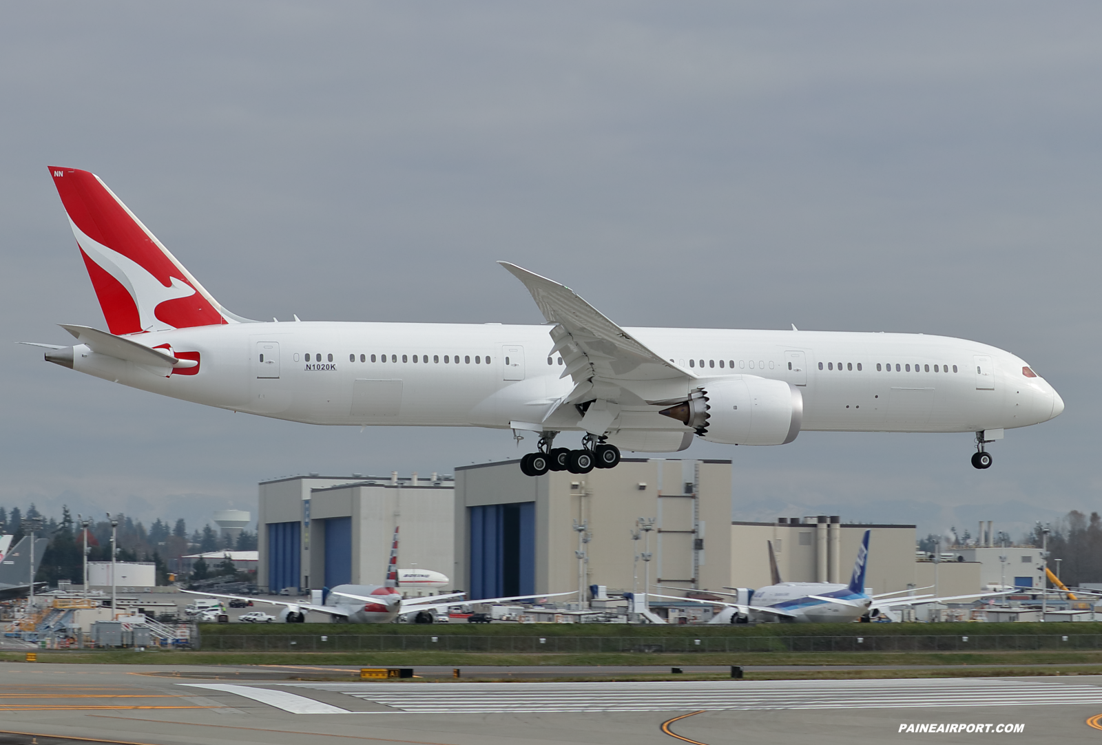 Qantas 787-9 VH-ZNN at KPAE Paine Field