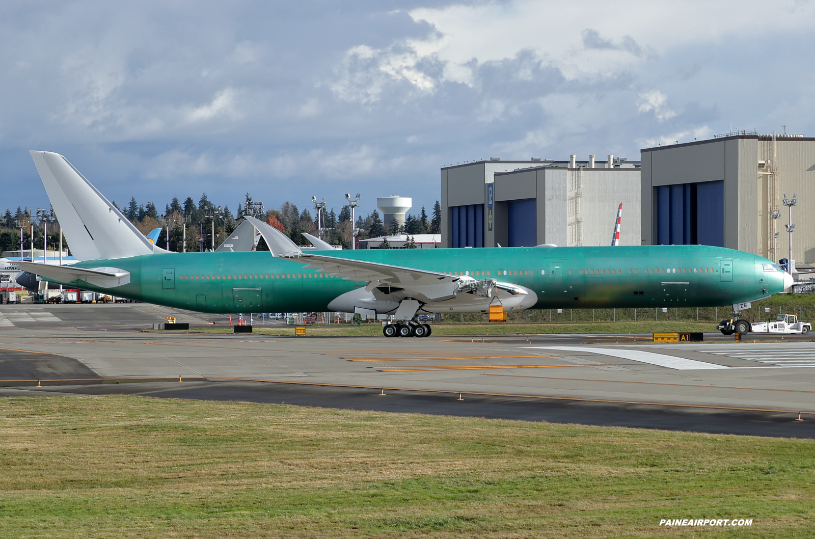 Emirates 777-9 A6-EZB at KPAE Paine Field