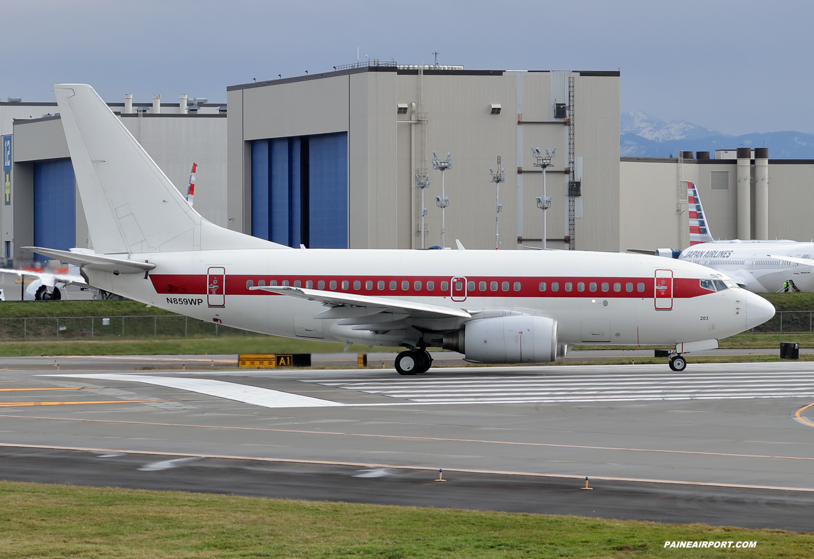 N859WP at KPAE Paine Field