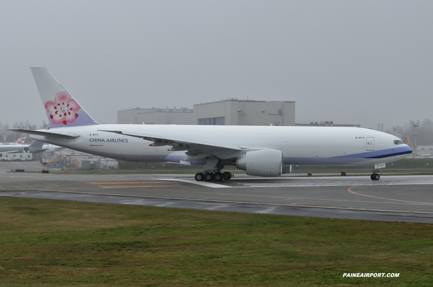 China Airlines 777F B-18771 at KPAE Paine Field